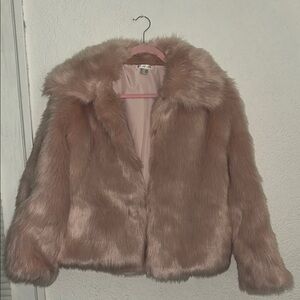 VENUS Plush Teddy Jacket in Soft Brown